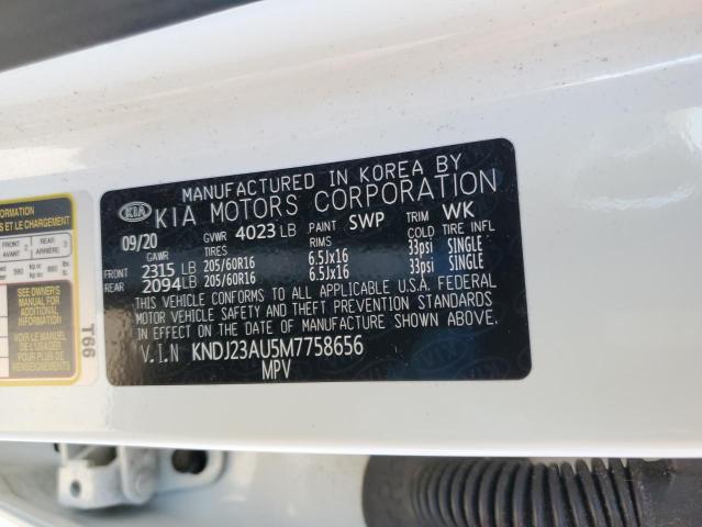 KNDJ23AU5M7758656 - 2021 KIA SOUL LX WHITE photo 13