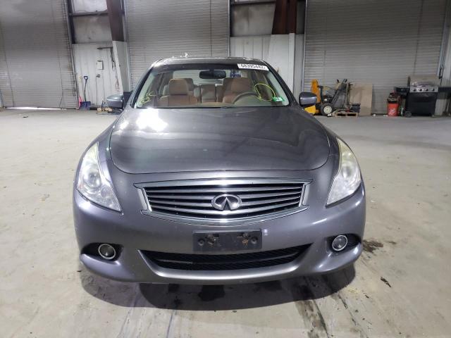 JN1DV6AR4BM653075 - 2011 INFINITI G25 GRAY photo 5