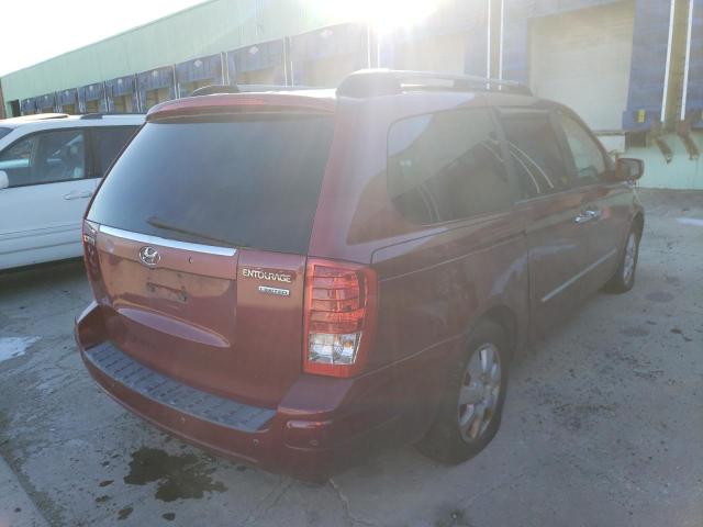 KNDMC233776020814 - 2007 HYUNDAI ENTOURAGE MAROON photo 3