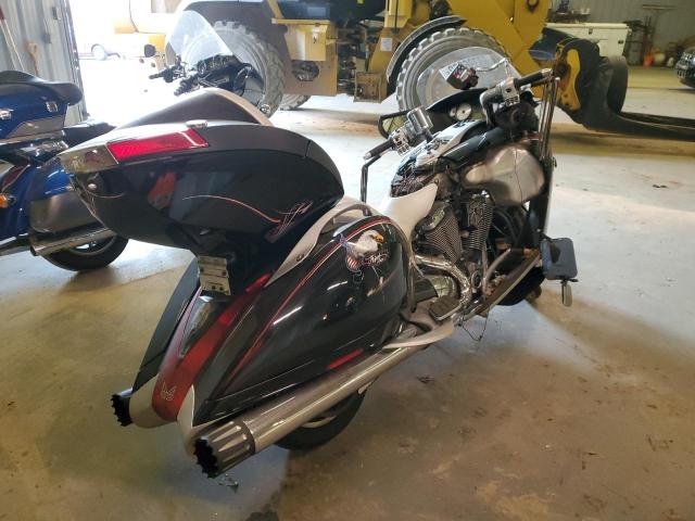 5VPSD36D193004256 - 2009 VICTORY MOTORCYCLES VISION TOU SILVER photo 4