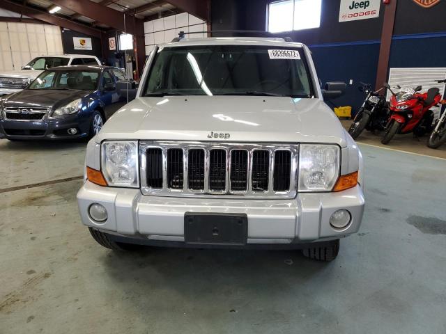 1J8HG48KX8C108091 - 2008 JEEP COMMANDER 银色 照片 5