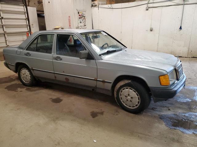 WDBDB22A2EA047558 - 1984 MERCEDES-BENZ 190 D 2.2 SILVER photo 4