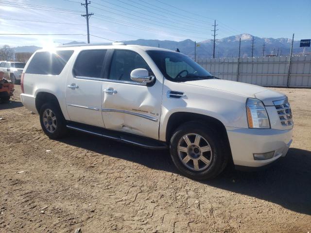 1GYFK668X7R392697 - 2007 CADILLAC ESCALADE E WHITE photo 4