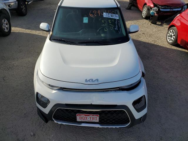 KNDJ23AU5N7177286 - 2022 KIA SOUL LX WHITE photo 5