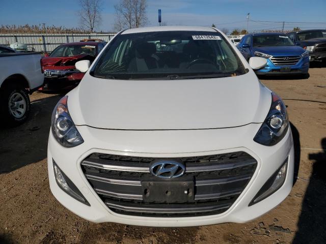 KMHD35LH9GU326109 - 2016 HYUNDAI ELANTRA GT WHITE photo 5