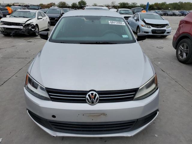 3VW2K7AJ3BM327704 - 2011 VOLKSWAGEN JETTA BASE فضي صورة 5