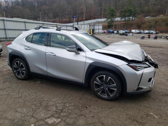 JTHP9JBH4L2024919 - 2020 LEXUS UX 250H SILVER photo 4