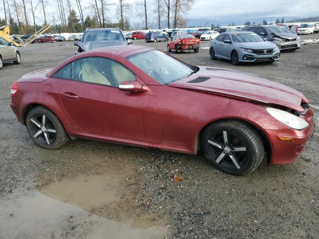 WDBWK54F27F141044 - 2007 MERCEDES-BENZ SLK 280 RED photo 4