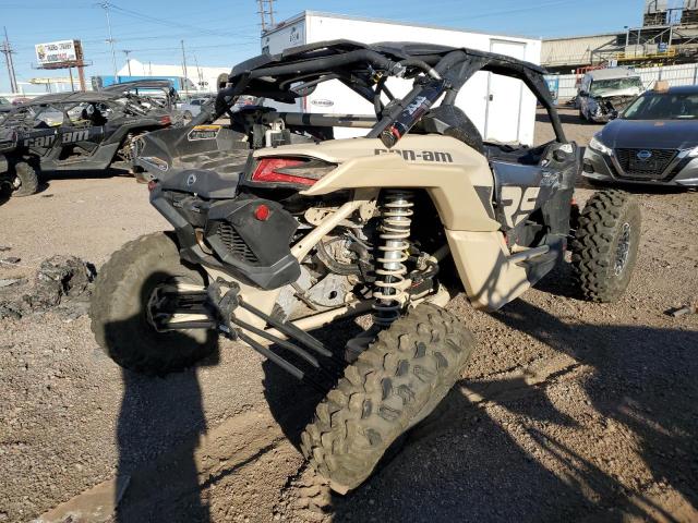 3JBVXAV46NE000413 - 2022 CAN-AM MAVERICK X BEIGE photo 4