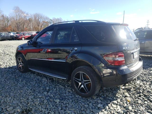 4JGBB22E28A437412 - 2008 MERCEDES-BENZ ML 320 CDI BLACK photo 2