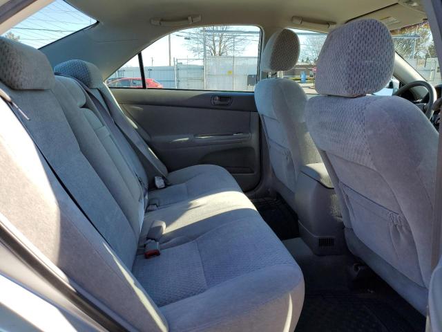 4T1BE32K54U804220 - 2004 TOYOTA CAMRY LE SILVER photo 10