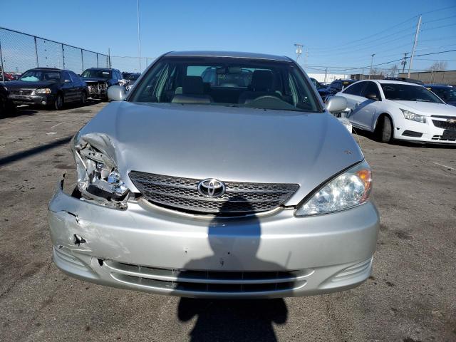 4T1BE32K54U804220 - 2004 TOYOTA CAMRY LE SILVER photo 5