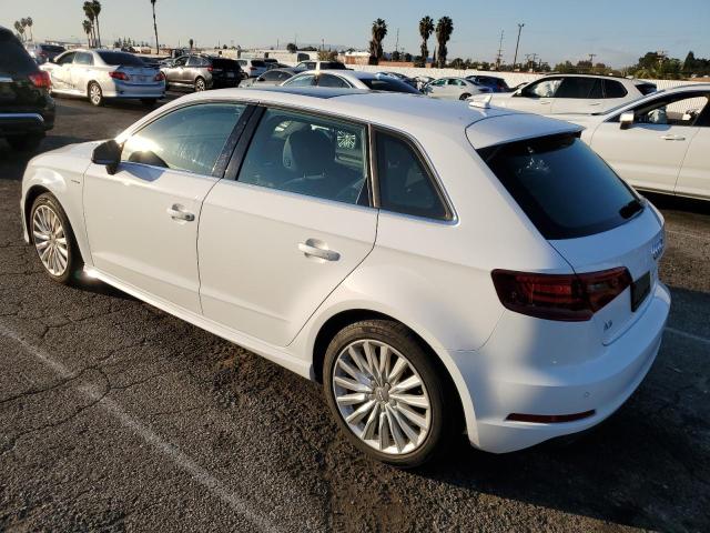 WAUTPBFFXGA107624 - 2016 AUDI A3 E-TRON WHITE photo 2