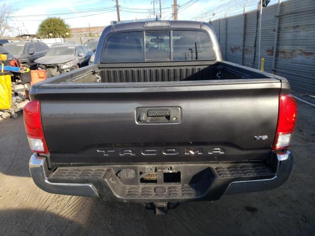 3TMAZ5CN0HM044992 - 2017 TOYOTA TACOMA DOU 灰色 照片 6