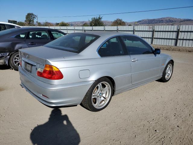 WBABM5348YJN94574 - 2000 BMW 328 CI SILVER photo 3