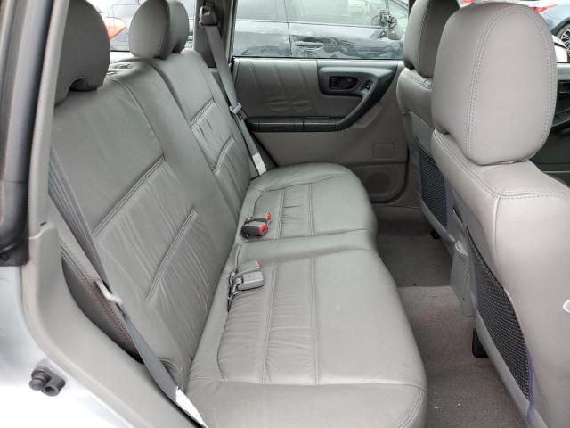 JF1SF65672H734104 - 2002 SUBARU FORESTER S SILVER photo 10