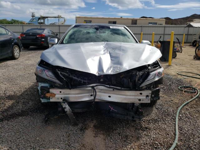 4T1BZ1HK4JU001183 - 2018 TOYOTA CAMRY XSE SILVER photo 5