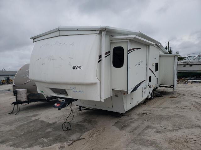 4YDF3482074702950 - 2007 KEYSTONE MONTANA WHITE photo 2