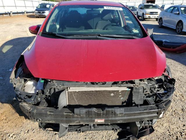 KNAFK4A62G5445638 - 2016 KIA FORTE LX RED photo 5