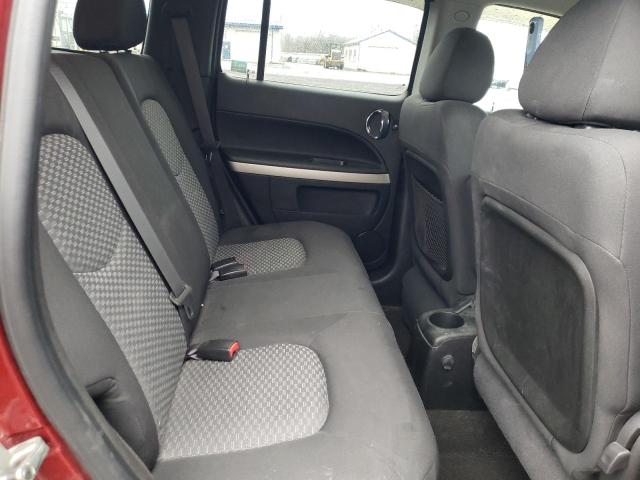 3GNCA13D28S705795 - 2008 CHEVROLET HHR LS RED photo 10