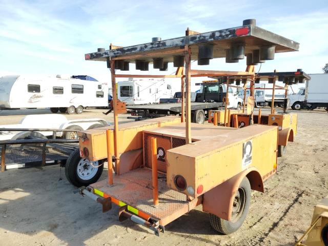 5275666 - 1999 UTILITY TRAILER ORANGE photo 4