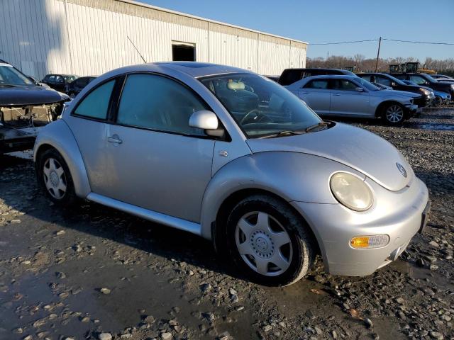 3VWCC21C5YM460091 - 2000 VOLKSWAGEN NEW BEETLE 银色 照片 4