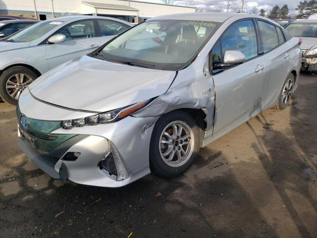 JTDKARFP5H3067315 - 2017 TOYOTA PRIUS PRIM Silber Foto 1