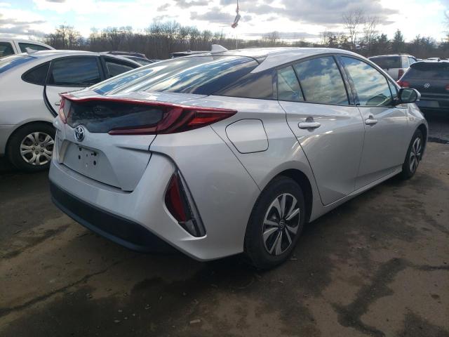 JTDKARFP5H3067315 - 2017 TOYOTA PRIUS PRIM Silber Foto 3