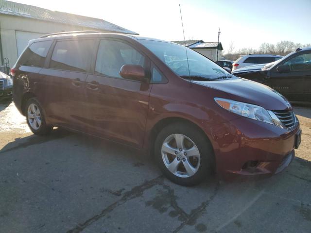 5TDKK3DC6DS367741 - 2013 TOYOTA SIENNA LE RED photo 4