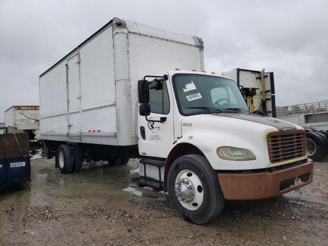 1FVACWDC66HW75305 - 2006 FREIGHTLINER M2 106 MED WHITE photo 4