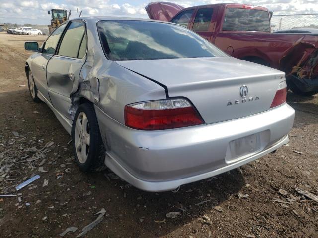 19UUA56932A028052 - 2002 ACURA 3.2TL TYPE SILVER photo 3