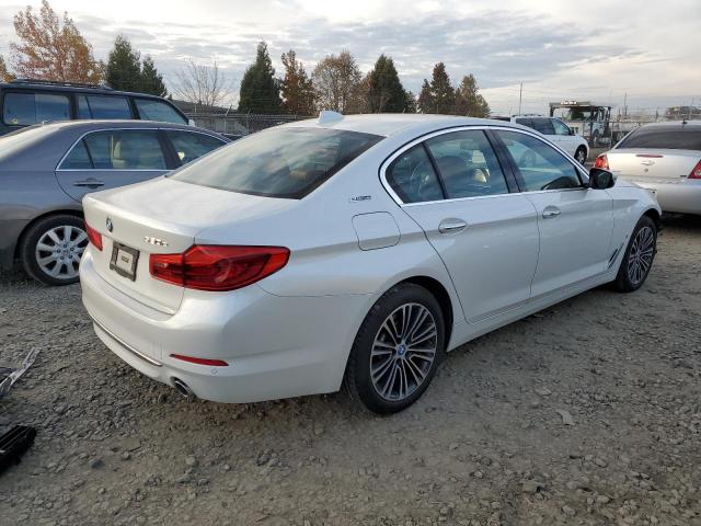 WBAJB1C5XJB084178 - 2018 BMW 530XE WHITE photo 3