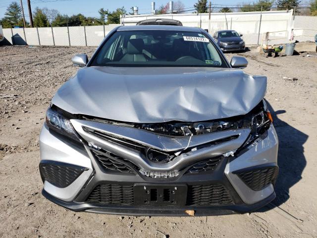 4T1G11BK9PU075181 - 2023 TOYOTA CAMRY SE N SILVER photo 5