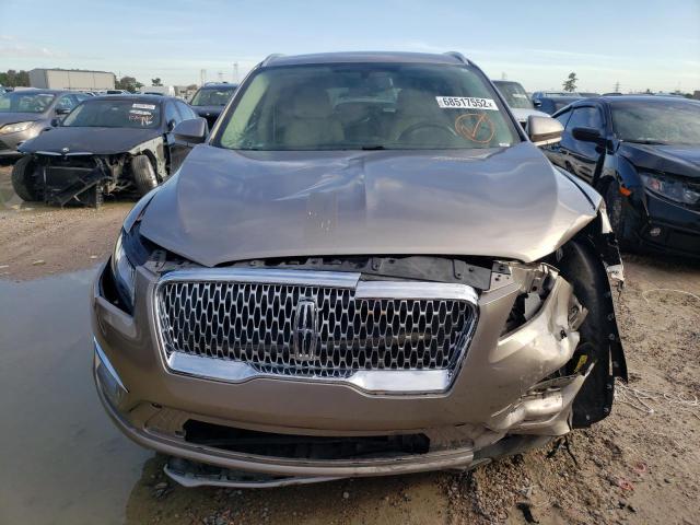 5LMCJ2C96KUL45246 - 2019 LINCOLN MKC SELECT 米色 照片 5