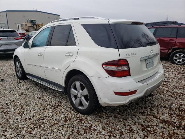 4JGBB72E19A465197 - 2009 MERCEDES-BENZ ML 550 WHITE photo 2