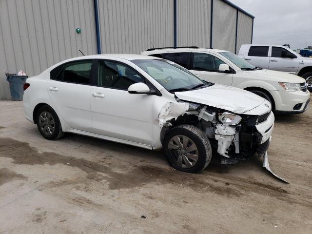 3KPA24AB7KE223152 - 2019 KIA RIO S WHITE photo 4