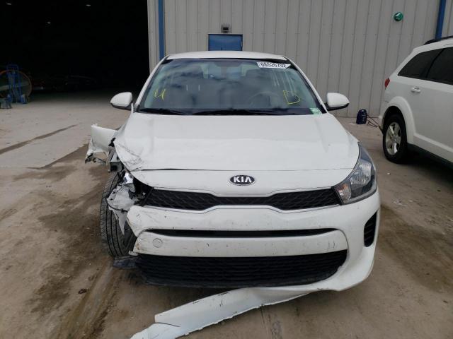 3KPA24AB7KE223152 - 2019 KIA RIO S WHITE photo 5