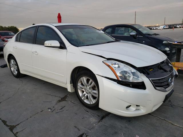 1N4AL2AP3BN400570 - 2011 NISSAN ALTIMA BAS WHITE photo 4