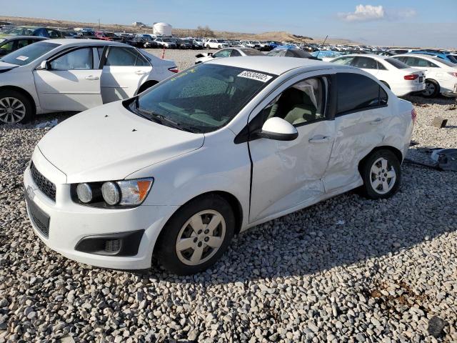 1G1JA5SH7F4214768 - 2015 CHEVROLET SONIC LS WHITE photo 1