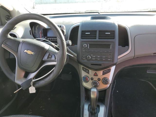 1G1JA5SH7F4214768 - 2015 CHEVROLET SONIC LS WHITE photo 8