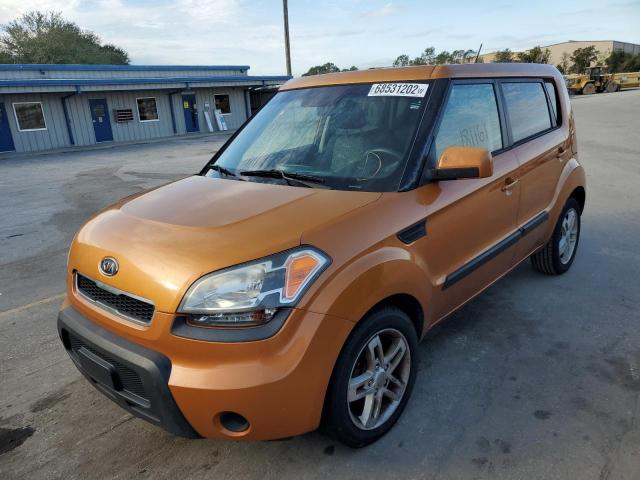 KNDJT2A20B7220384 - 2011 KIA SOUL ORANGE photo 1