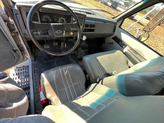 1GBT7H4C3WJ112326 - 1998 CHEVROLET C-SERIES C GRAY photo 9