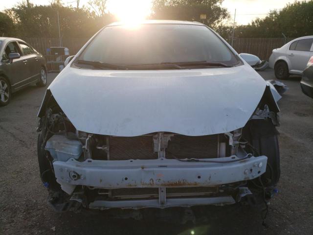 JTDKDTB37E1058968 - 2014 TOYOTA PRIUS C WHITE photo 5