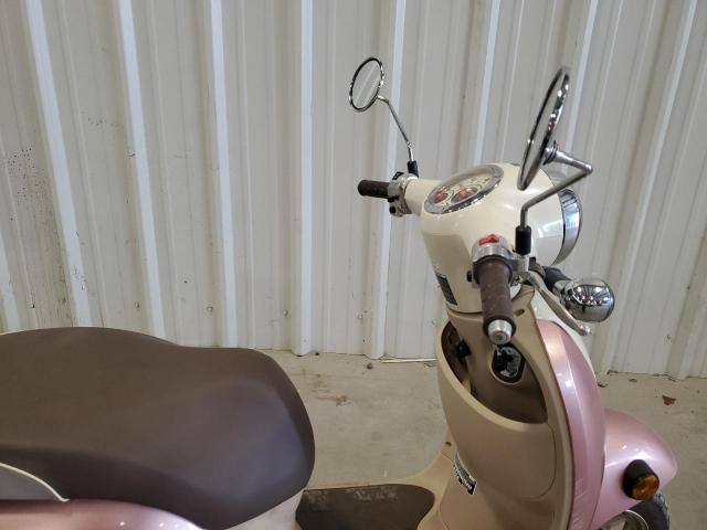 LALAF7011E3102727 - 2014 HONDA NCH50 PINK photo 5