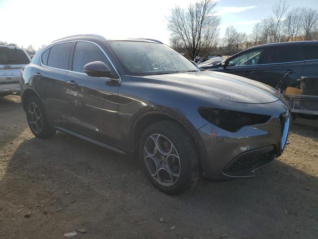 ZASPAKBN8K7C49521 - 2019 ALFA ROMEO STELVIO TI GRAY photo 4