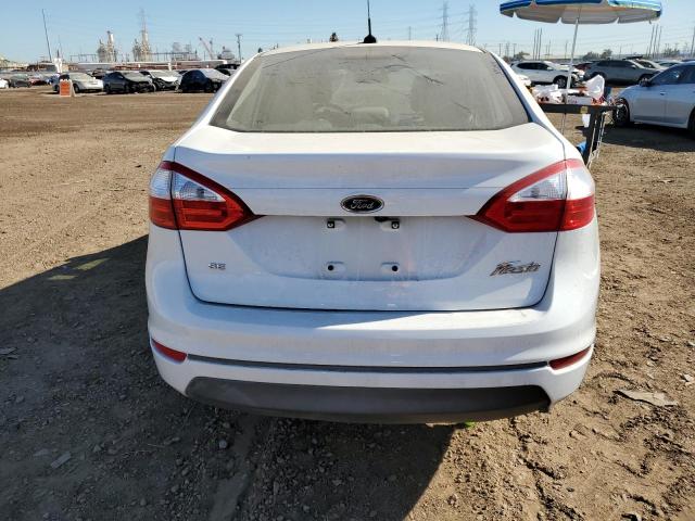 3FADP4BJ4JM114744 - 2018 FORD FIESTA SE WHITE photo 6