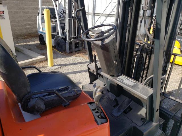 DY00237 - 2006 DAEWOO FORKLIFT ORANGE photo 5