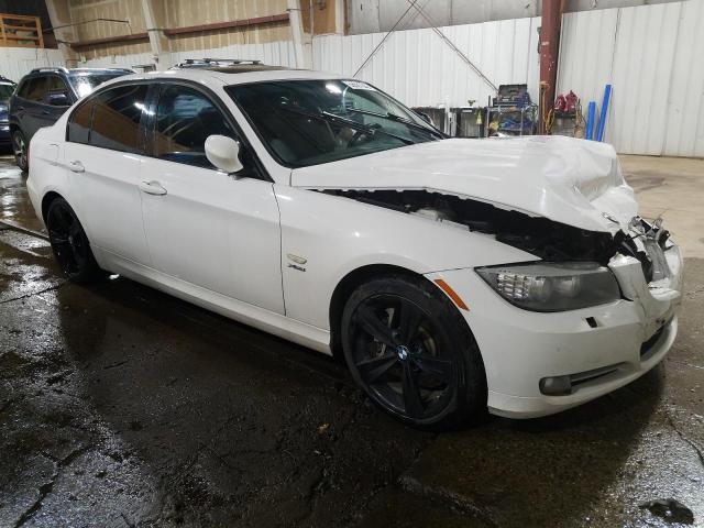 WBAPL5C53BA918068 - 2011 BMW 335 XI WHITE photo 4