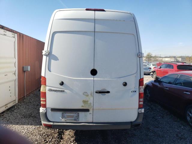 WD3PF4CC3A5423938 - 2010 MERCEDES-BENZ SPRINTER 3 WHITE photo 6