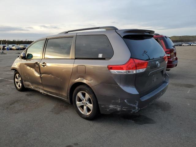 5TDKK3DC5ES519445 - 2014 TOYOTA SIENNA LE GRAY photo 2